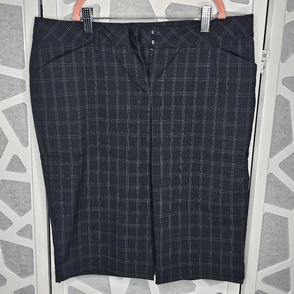 Express Design Studio Women Black Striped Dress Crop Pants Size 8